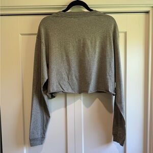 100% cotton long sleeve grey crop shirt